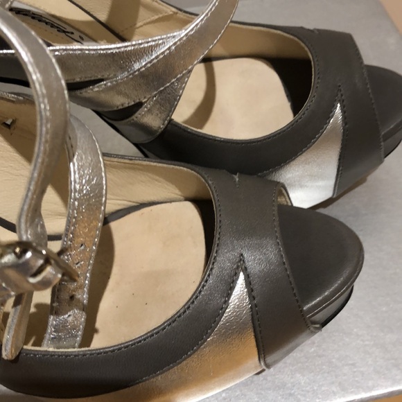 Brian Atwood silver platform open tor heels size 36 - Picture 7 of 11